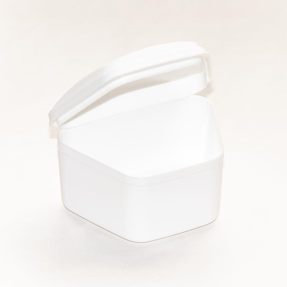 Chinese Customized denture case denture bath box Plastic boxes For Dental